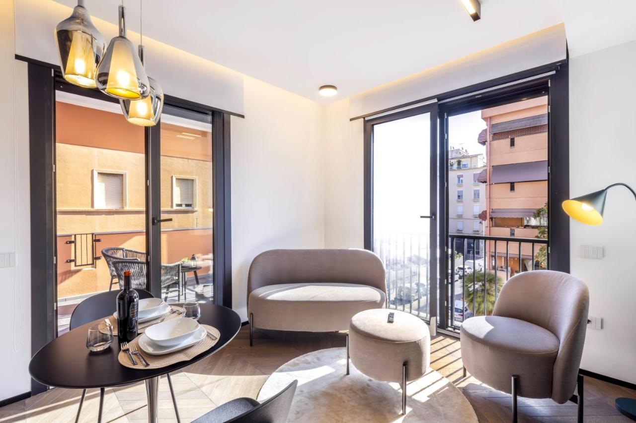 Vittoria'S Luxury Apartment Cagliari Eksteriør billede