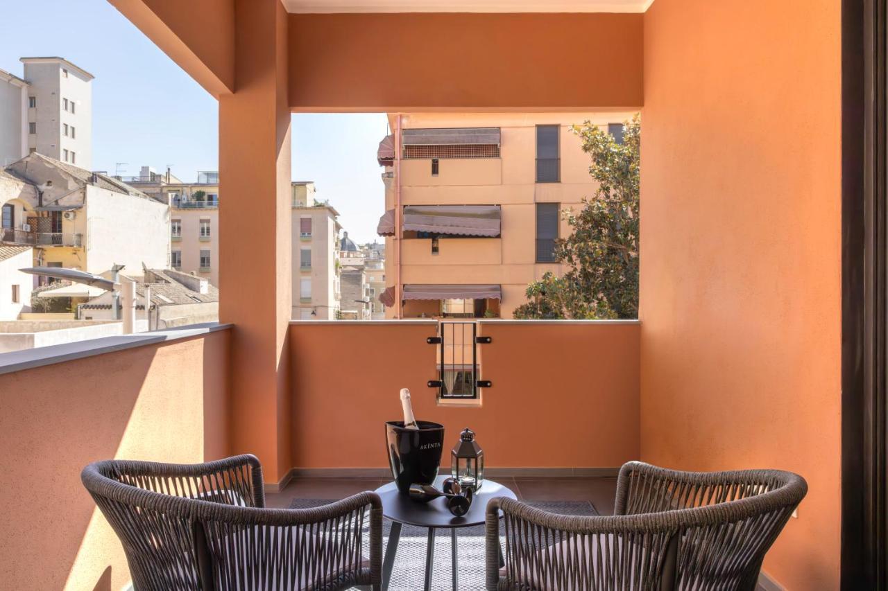 Vittoria'S Luxury Apartment Cagliari Eksteriør billede